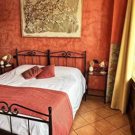Casa di campagna Tenuta San Giuseppe Cossano Belbo
